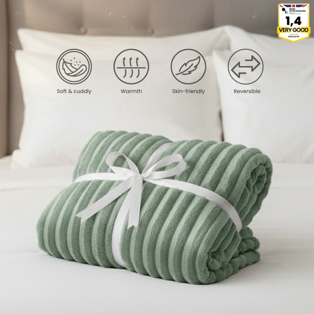 Cuddly Wonder Deluxe – Extra-Large Premium Fleece Blanket